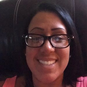 Meet your Posher, Hillary